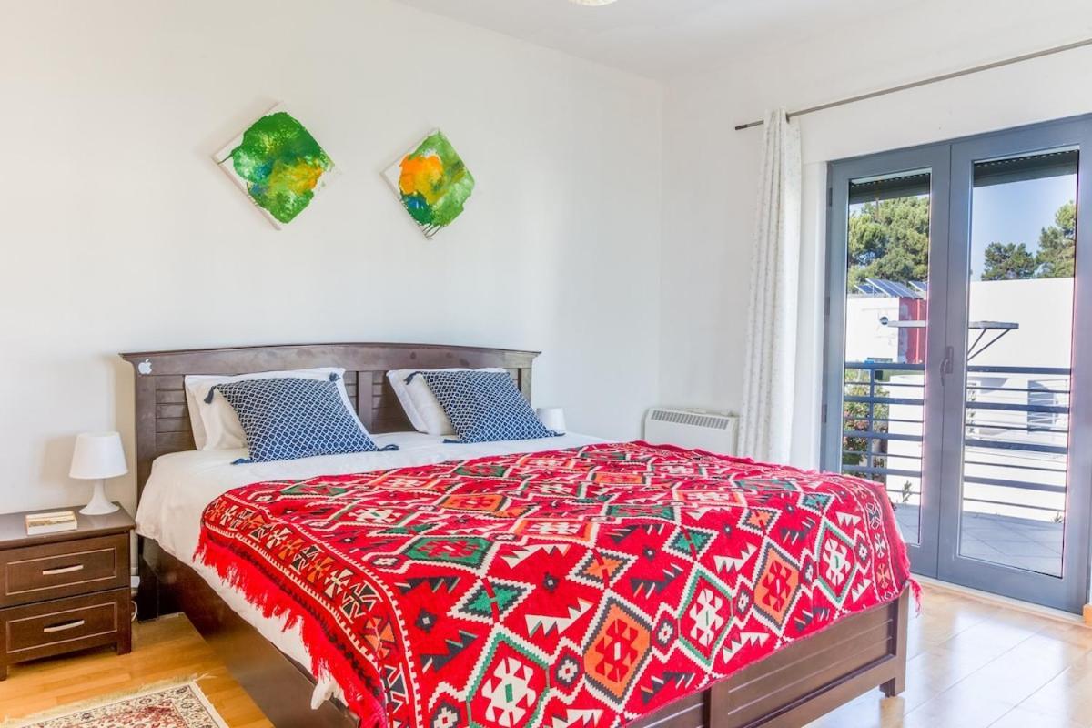 3 Bedroom Villa With Private Pool In Palmela Eksteriør billede